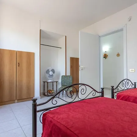 Casa Vacanza Marika Mancaversa Fino A 10 Posti Letto