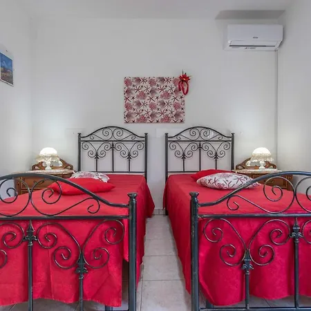 Villa Casa Vacanza Marika Mancaversa Fino A 10 Posti Letto *