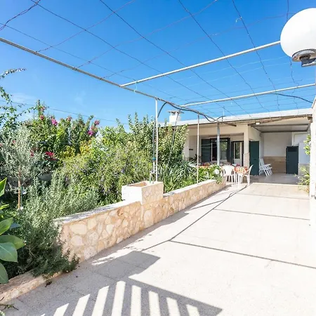 Villa Casa Vacanza Marika Mancaversa Fino A 10 Posti Letto