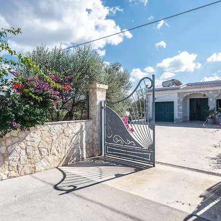 Casa Vacanza Marika Mancaversa Fino A 10 Posti Letto * Marina di Mancaversa