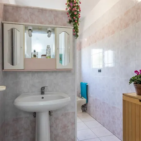Villa Casa Vacanza Marika Mancaversa Fino A 10 Posti Letto